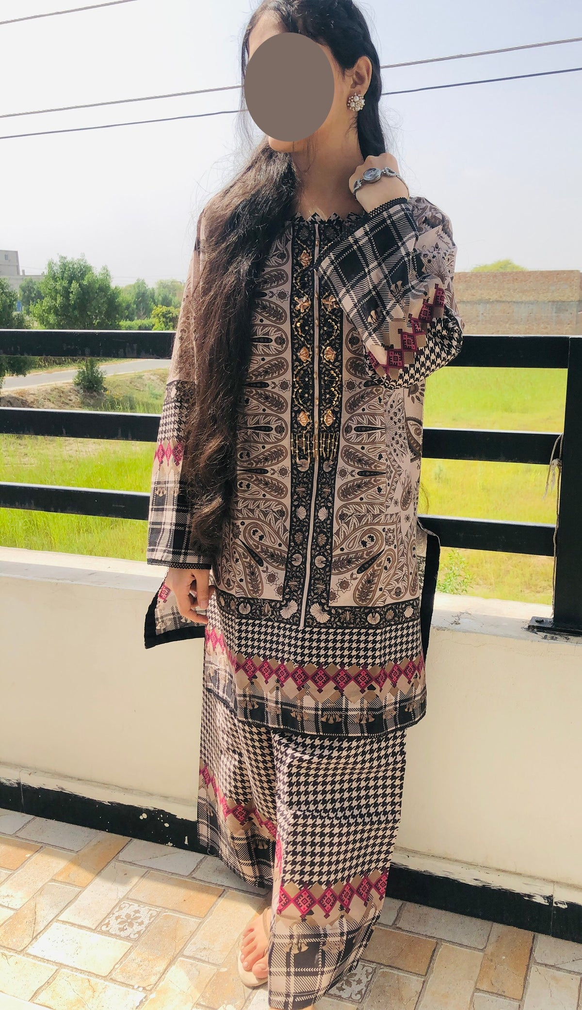 Fabric Cotri ka premium 2-piece stitched suit — soft, cozy & perfect for winter gatherings